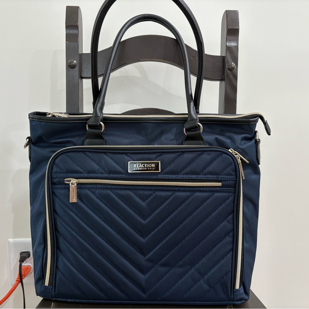 Kenneth Cole Reaction Quilted Navy Laptop Bag with Gold Accents